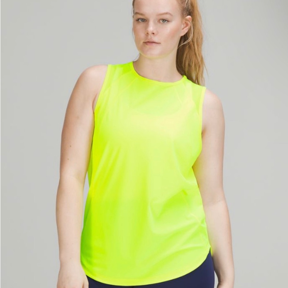 Lululemon tank